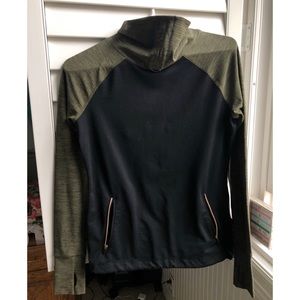 Athletic Long Sleeve Pullover